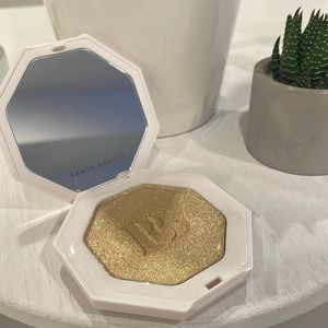 Fenty Beauty Killawatt Trophy Wife Highlighter